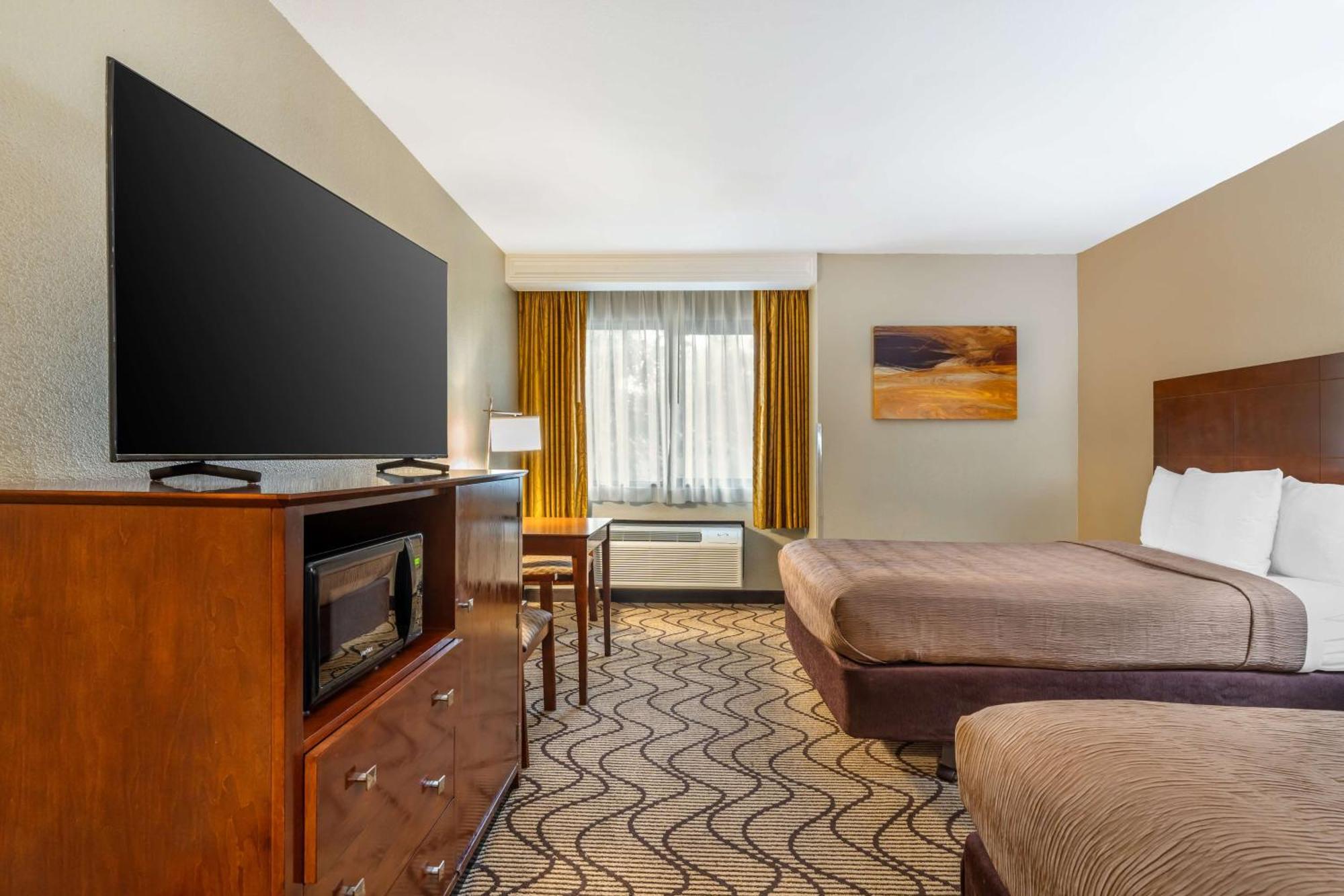 Best Western John Muir Inn Martinez Esterno foto