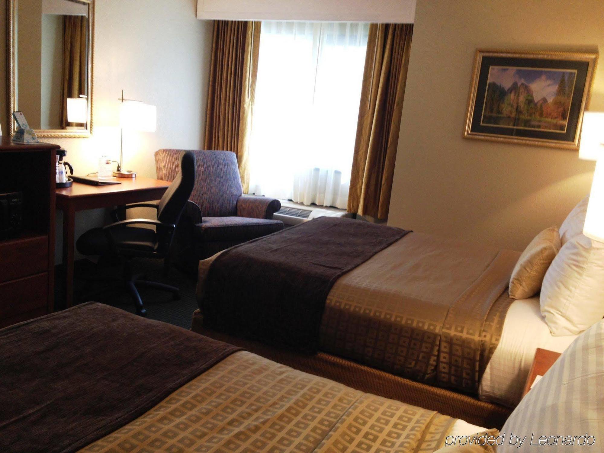 Best Western John Muir Inn Martinez Esterno foto